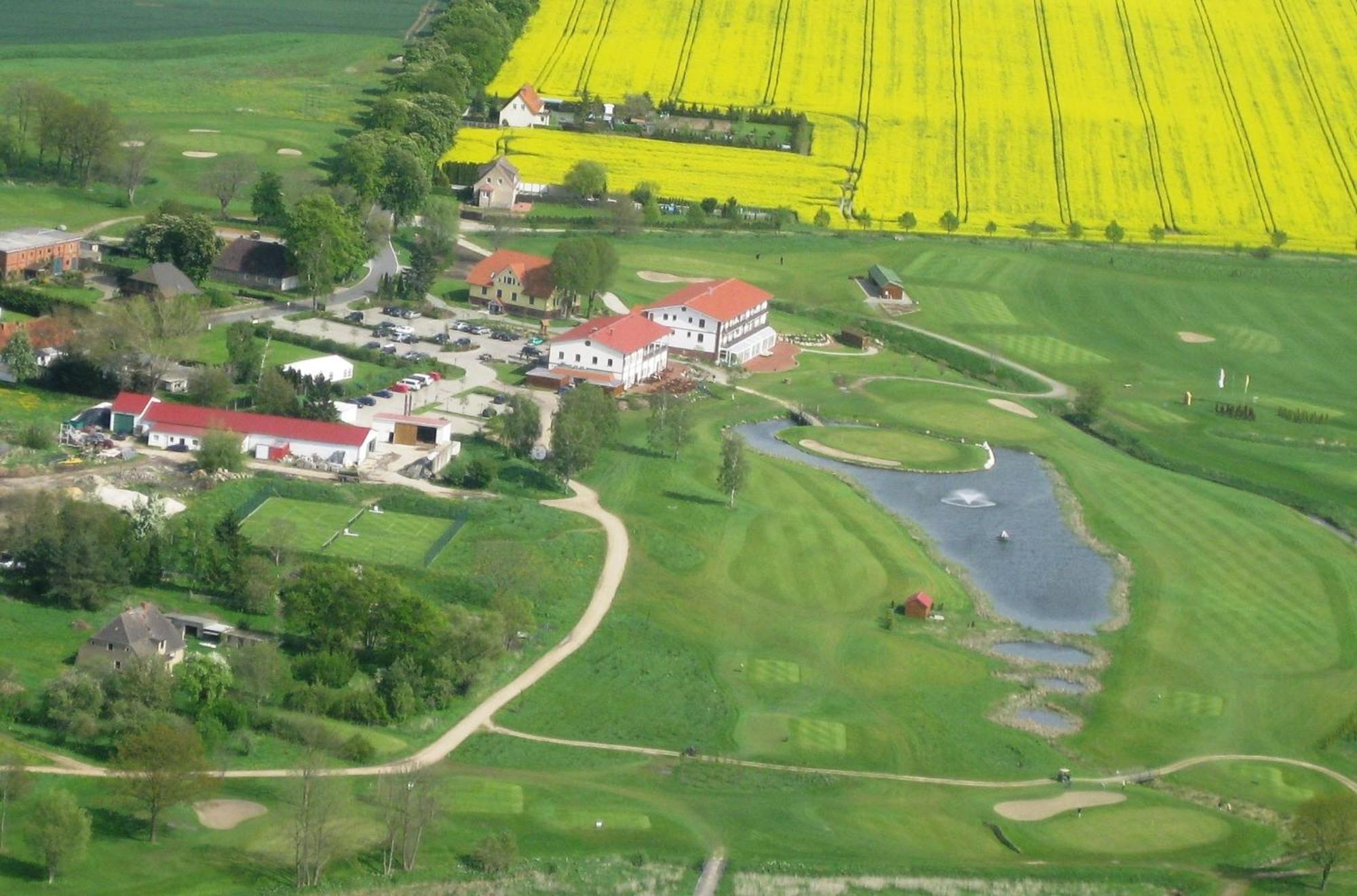 Golfpark Strelasund Süderholz Extérieur photo